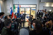 13. 7. 2020, Trst, Italija – Predsednik Pahor in predsednik Mattarella na obeleitvi 100. obletnice poiga in slovesne vrnitve Narodnega doma v Trstu slovenski narodni skupnosti v Italiji (Neboja Teji/STA)